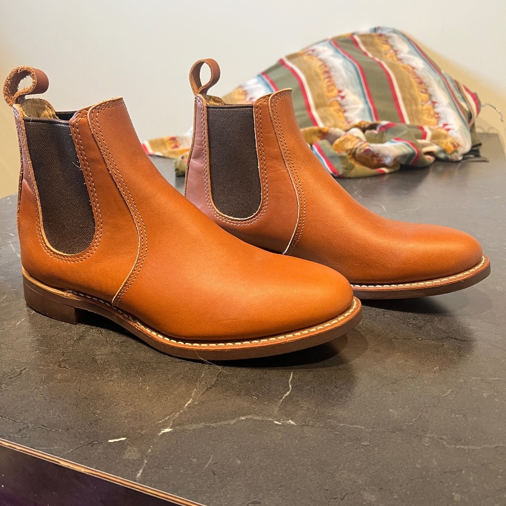 Red Wing Chelsea boot - Picture 2 of 6